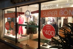 Adesivagem-de-Vitrine-3